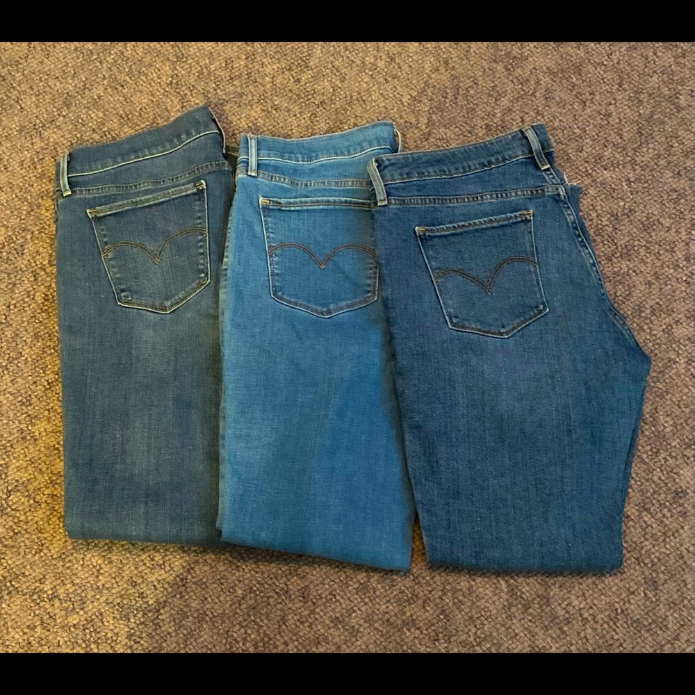 3 Pair of Ladies Levi’s Jeans - Picture 1 of 4
